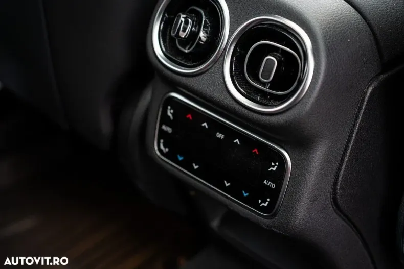 Mercedes-Benz GLC din 2024 cu 18.000 km - oferta MER184174 - foto 38