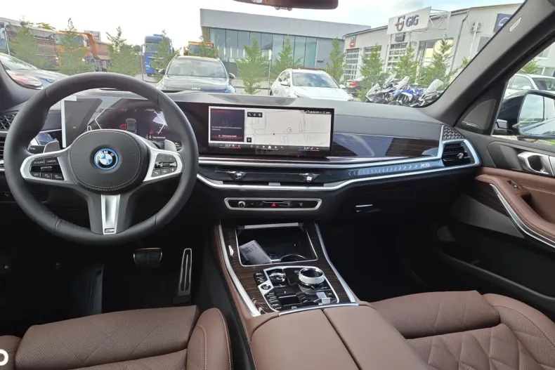 BMW X5 (Seria X) din 2025 cu 15 km - oferta BMW184180 - foto 9