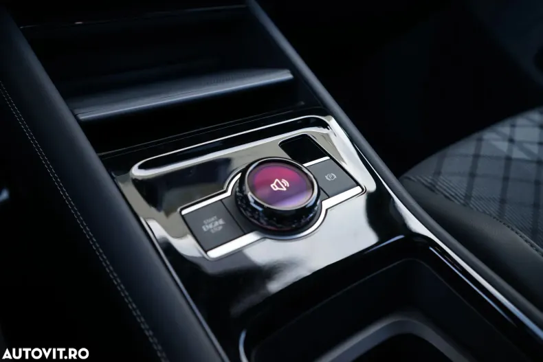 Volkswagen Tayron din 2025 cu 5.000 km - oferta VOL184186 - foto 31