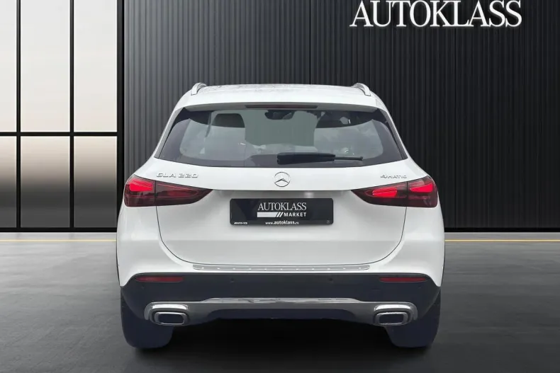 Mercedes-Benz GLA din 2024 cu 19.535 km - oferta MER184188 - foto 4