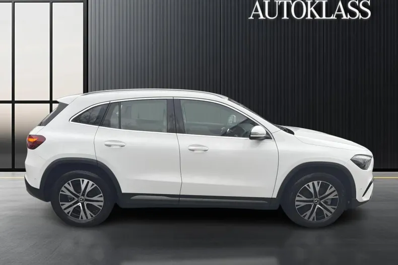 Mercedes-Benz GLA din 2024 cu 19.535 km - oferta MER184188 - foto 6