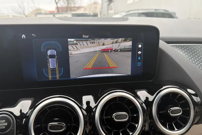 Mercedes-Benz GLA din 2024 cu 19.535 km - oferta MER184188 - foto 23