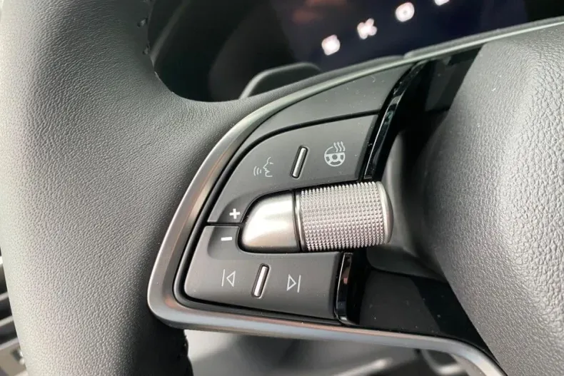 Skoda Karoq din 2025 cu 5 km - oferta SKO184189 - foto 8