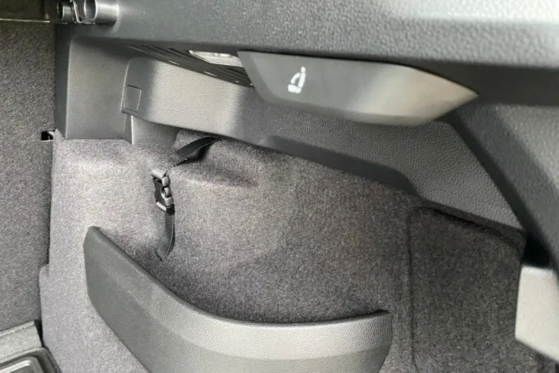 Skoda Karoq din 2025 cu 5 km - oferta SKO184189 - foto 24