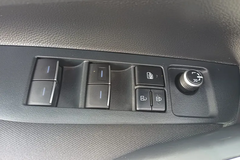 Toyota Corolla din 2021 cu 82.601 km - oferta TOY184194 - foto 12