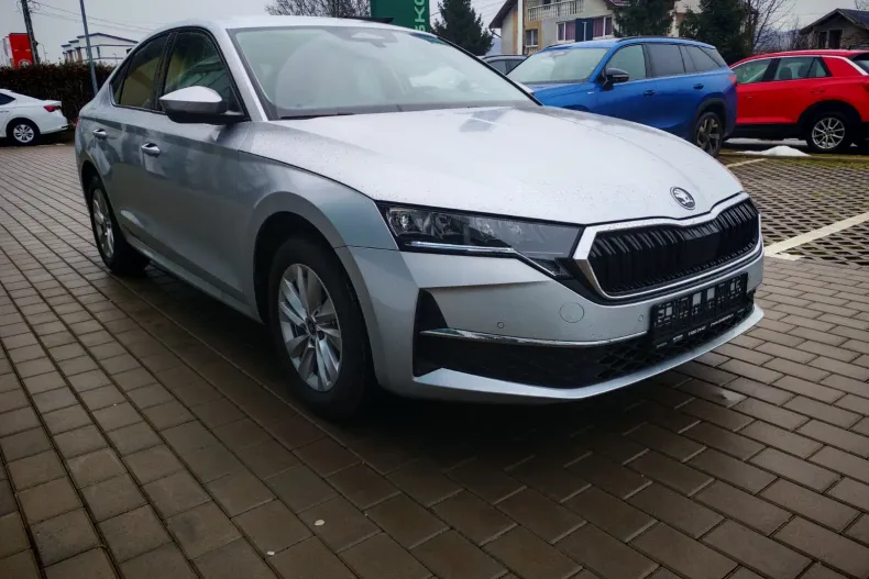 Skoda Octavia din 2025 cu 5 km - oferta SKO184198 - foto 3