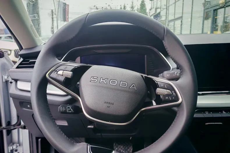 Skoda Octavia din 2025 cu 5 km - oferta SKO184198 - foto 13