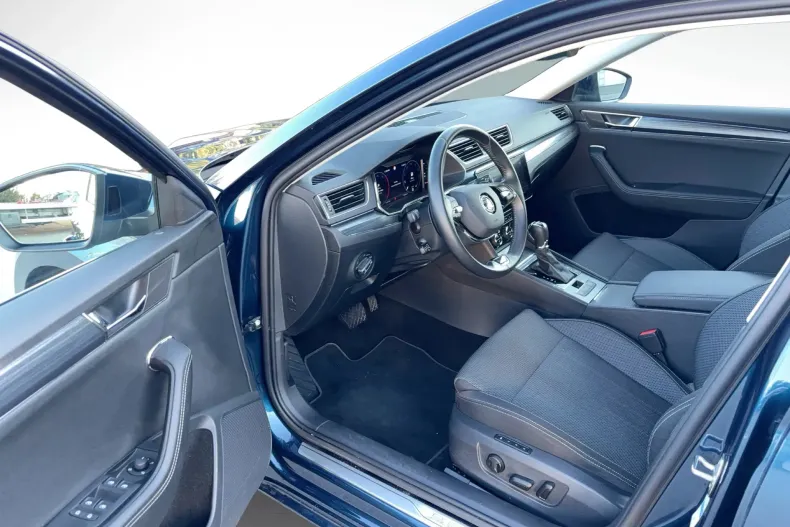 Skoda Superb din 2022 cu 73.489 km - oferta SKO184204 - foto 10