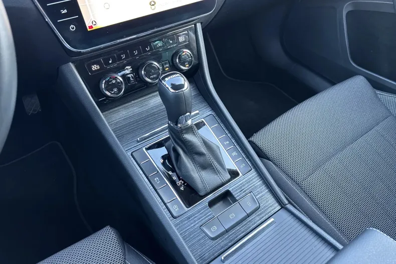 Skoda Superb din 2022 cu 73.489 km - oferta SKO184204 - foto 26