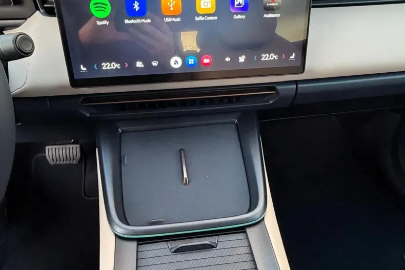 Lynk&Co 08 din 2025 cu 10 km - oferta LYN184205 - foto 10