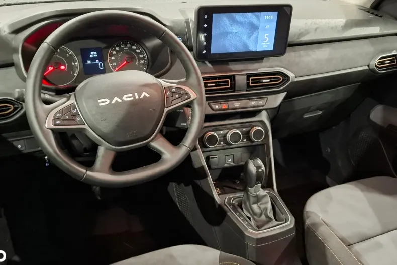 Dacia Sandero Stepway din 2025 cu 45 km - oferta DAC184210 - foto 3