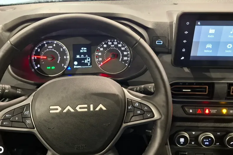 Dacia Sandero Stepway din 2025 cu 45 km - oferta DAC184210 - foto 16