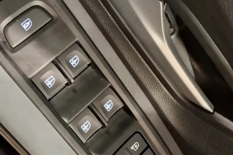 Dacia Sandero Stepway din 2025 cu 45 km - oferta DAC184210 - foto 23