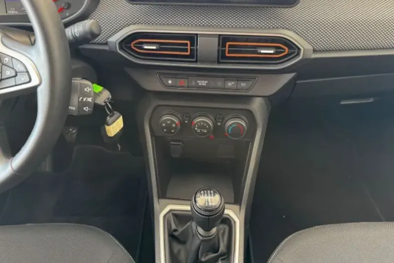 Dacia Sandero din 2023 cu 15.564 km - oferta DAC184217 - foto 16