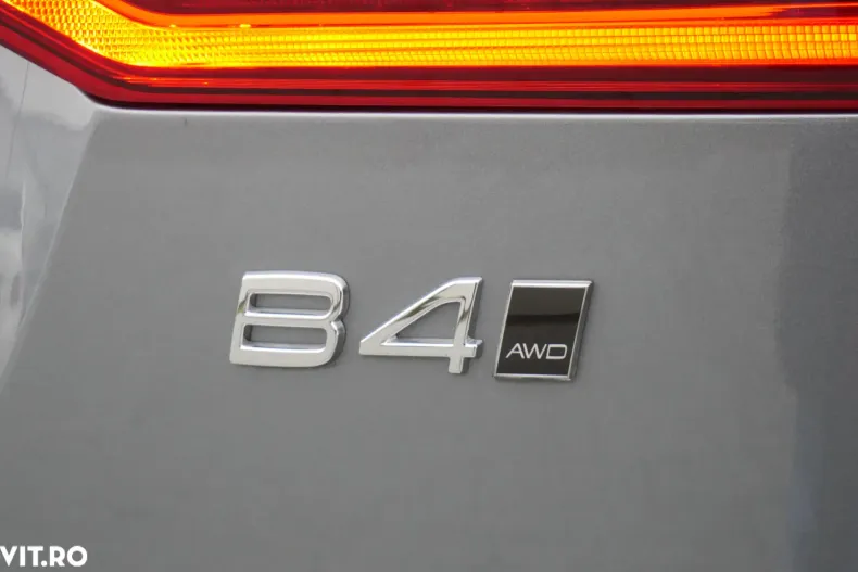 Volvo XC60 din 2020 cu 154.604 km - oferta VOL184221 - foto 13