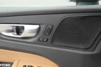 Volvo XC60 din 2020 cu 154.604 km - oferta VOL184221 - foto 16