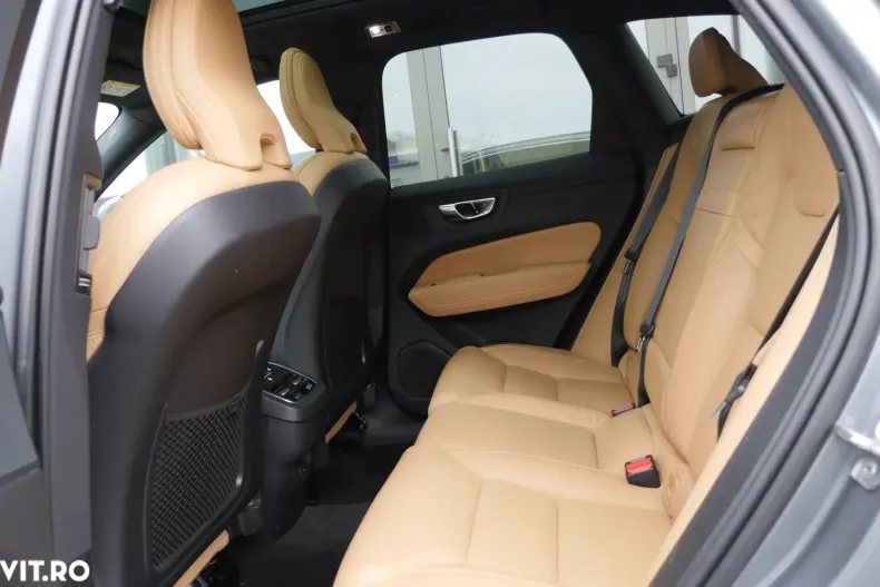 Volvo XC60 din 2020 cu 154.604 km - oferta VOL184221 - foto 19