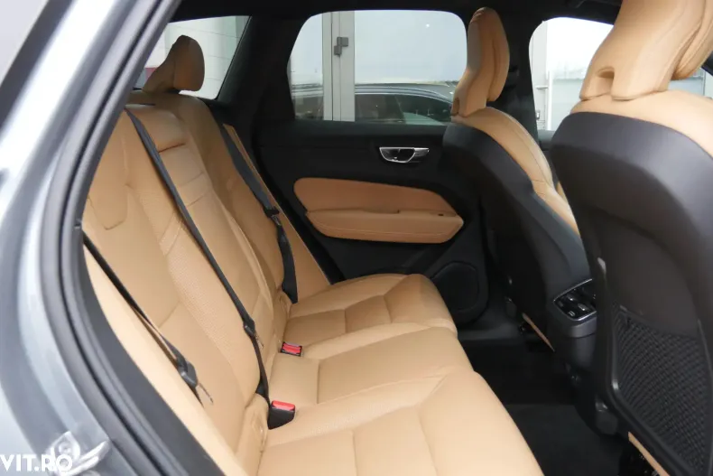 Volvo XC60 din 2020 cu 154.604 km - oferta VOL184221 - foto 20