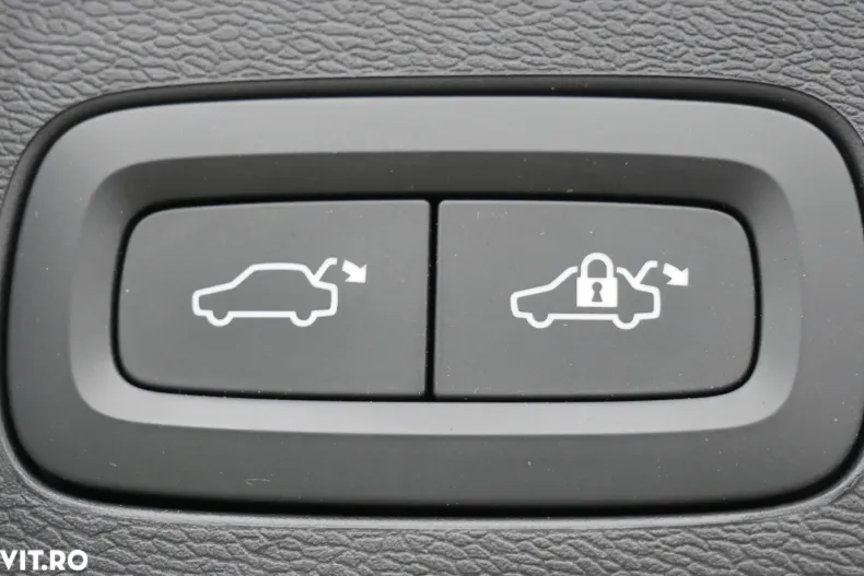 Volvo XC60 din 2020 cu 154.604 km - oferta VOL184221 - foto 36