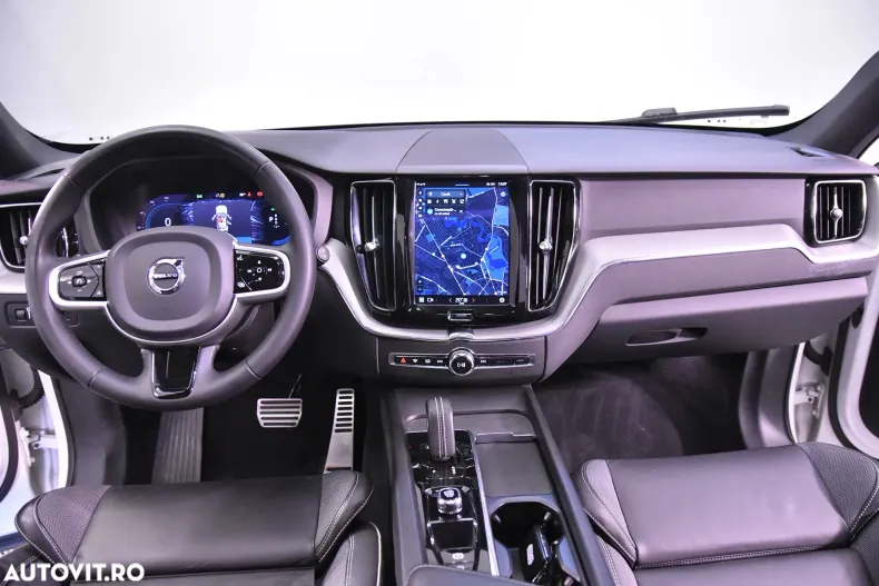 Volvo XC60 din 2022 cu 134.553 km - oferta VOL184228 - foto 9