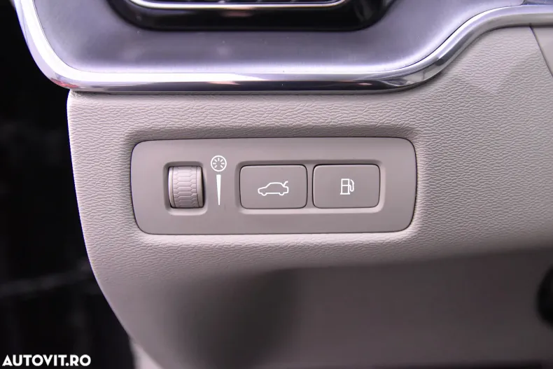 Volvo XC60 din 2021 cu 79.106 km - oferta VOL184231 - foto 14