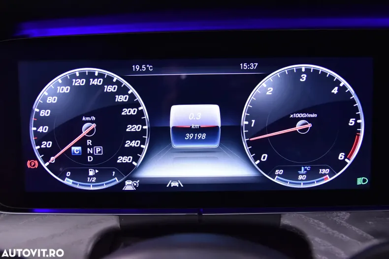 Mercedes-Benz CLS din 2020 cu 39.198 km - oferta MER184234 - foto 10