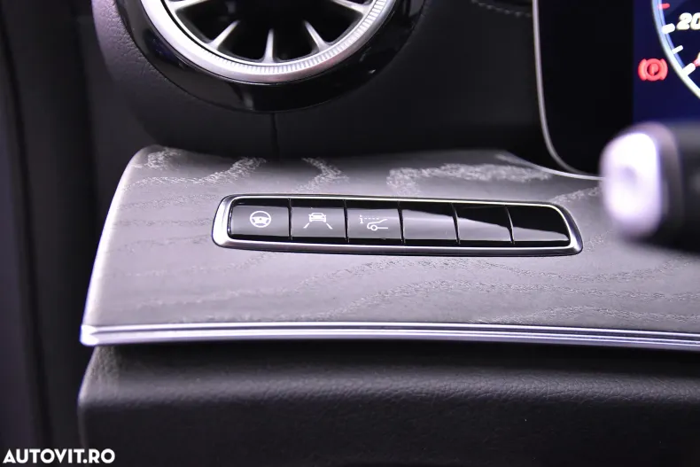 Mercedes-Benz CLS din 2020 cu 39.198 km - oferta MER184234 - foto 14