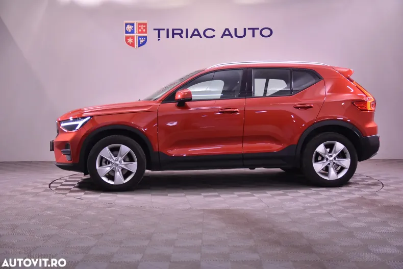 Volvo XC40 din 2024 cu 36.074 km - oferta VOL184244 - foto 2