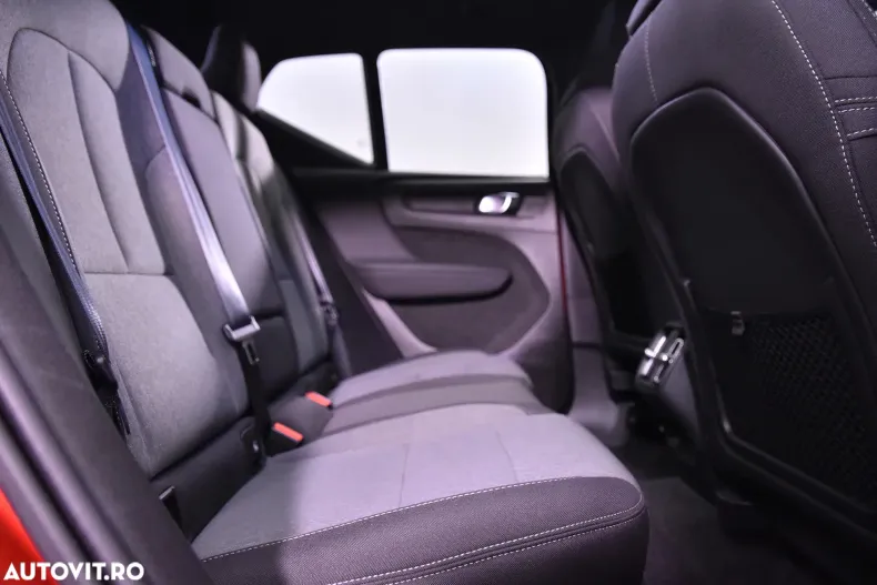 Volvo XC40 din 2024 cu 36.074 km - oferta VOL184244 - foto 12