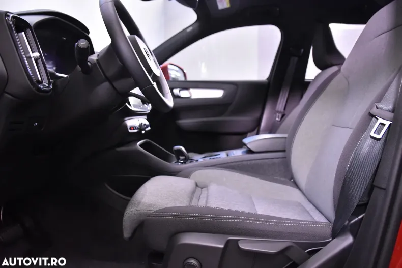 Volvo XC40 din 2024 cu 36.074 km - oferta VOL184244 - foto 22