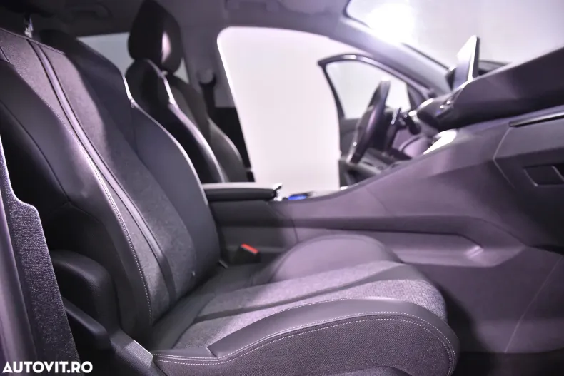 Peugeot 3008 din 2020 cu 80.769 km - oferta PEU184245 - foto 11