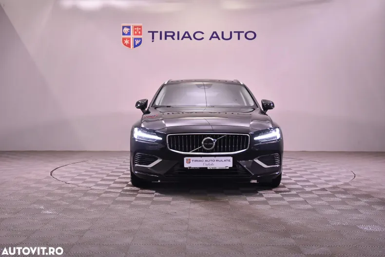 Volvo V60 din 2024 cu 4.377 km - oferta VOL184270 - foto 8