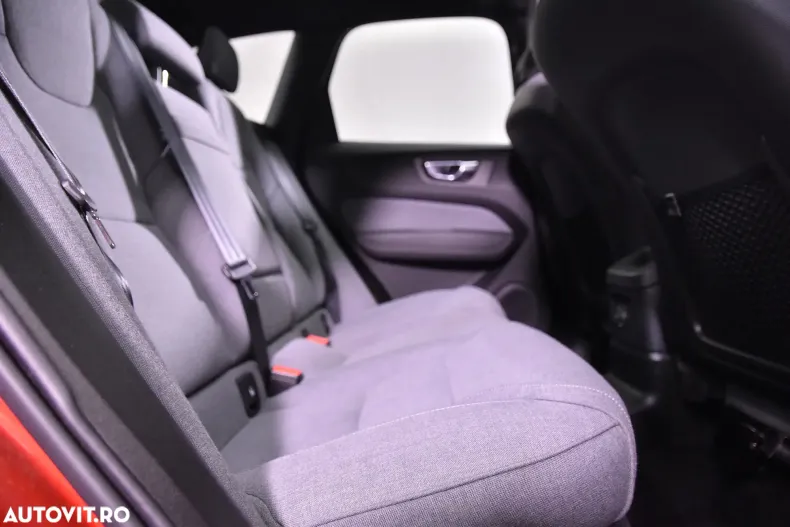 Volvo XC60 din 2021 cu 123.891 km - oferta VOL184287 - foto 12