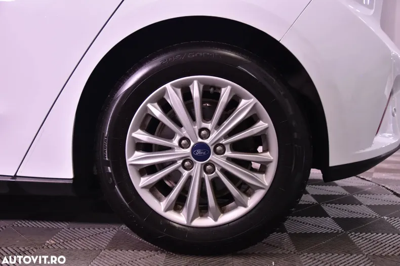 Ford Focus din 2021 cu 133.755 km - oferta FOR184290 - foto 13