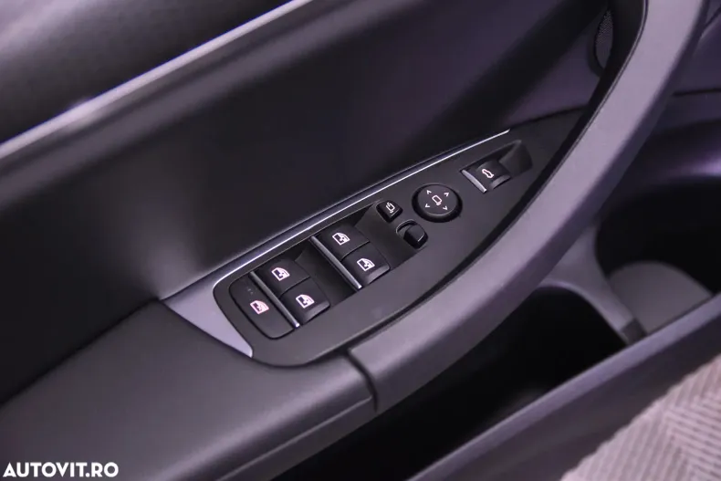 BMW X4 (Seria X) din 2023 cu 27.059 km - oferta BMW184293 - foto 14