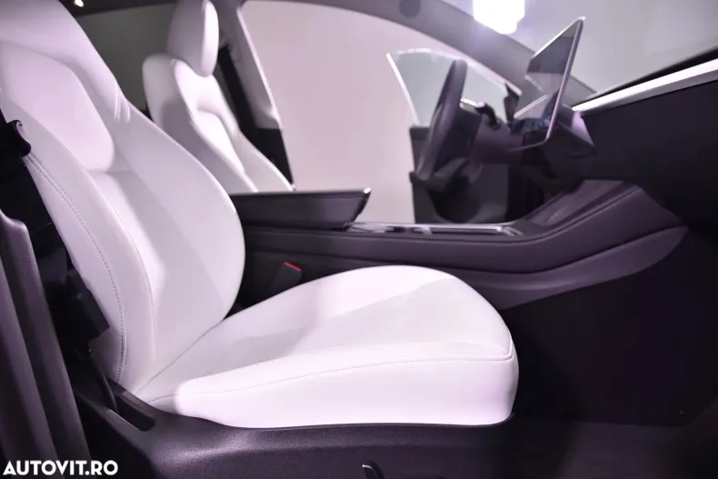 Tesla Model Y din 2024 cu 21.325 km - oferta TES184295 - foto 11