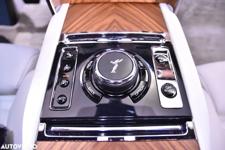 Rolls-Royce Cullinan din 2025 cu 3.551 km - oferta ROL184296 - foto 17