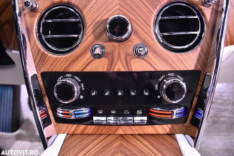 Rolls-Royce Cullinan din 2025 cu 3.551 km - oferta ROL184296 - foto 18