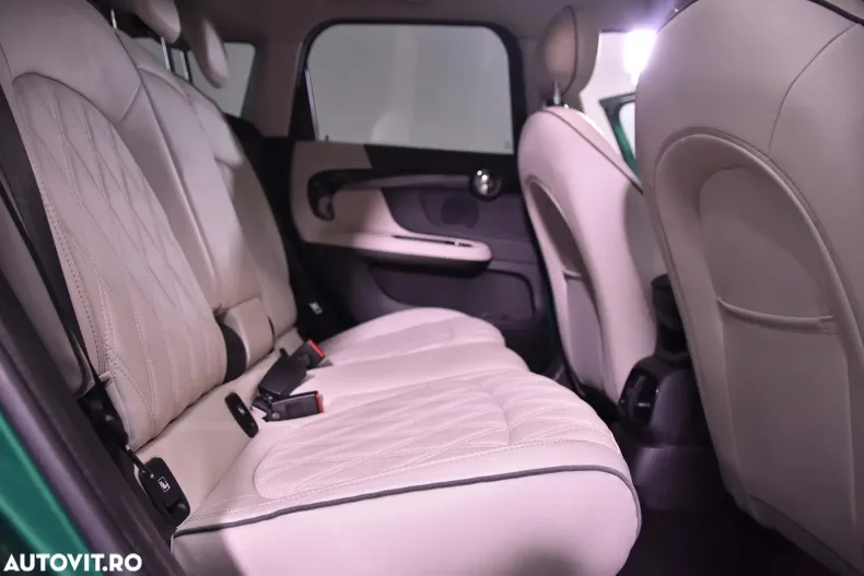 MINI Countryman din 2022 cu 87.111 km - oferta MIN184298 - foto 12