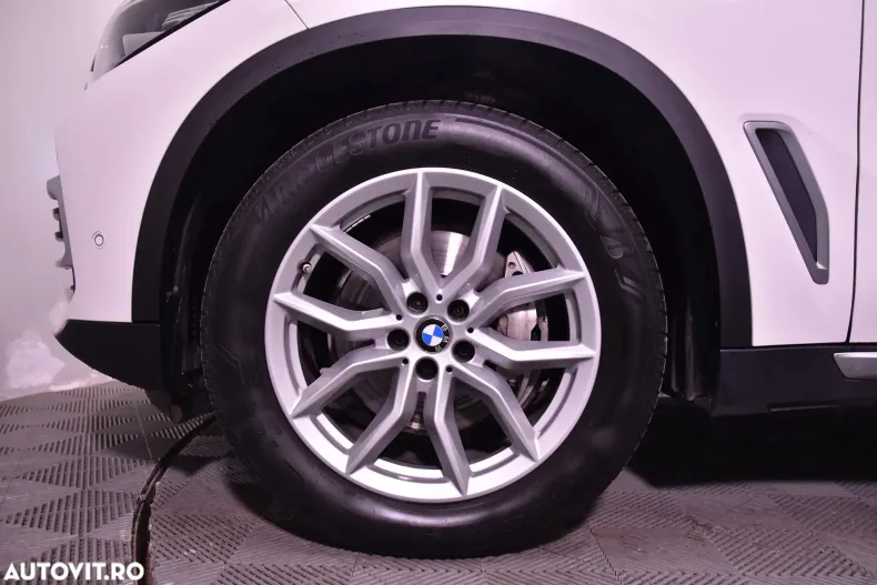BMW X5 (Seria X) din 2022 cu 67.642 km - oferta BMW184321 - foto 13