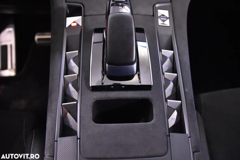 DS Automobiles DS 7 Crossback din 2021 cu 111.608 km - oferta DSA184324 - foto 16