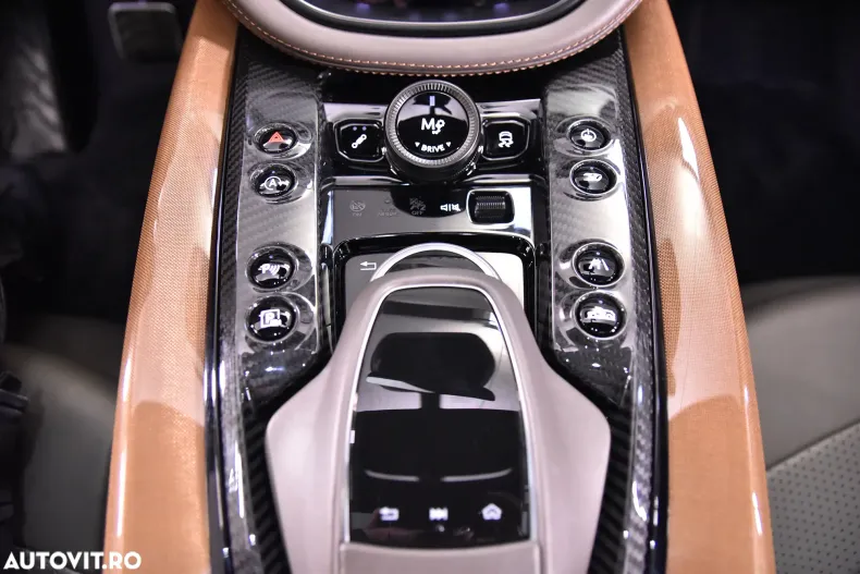 Aston Martin DBX din 2023 cu 40.371 km - oferta AST184328 - foto 18