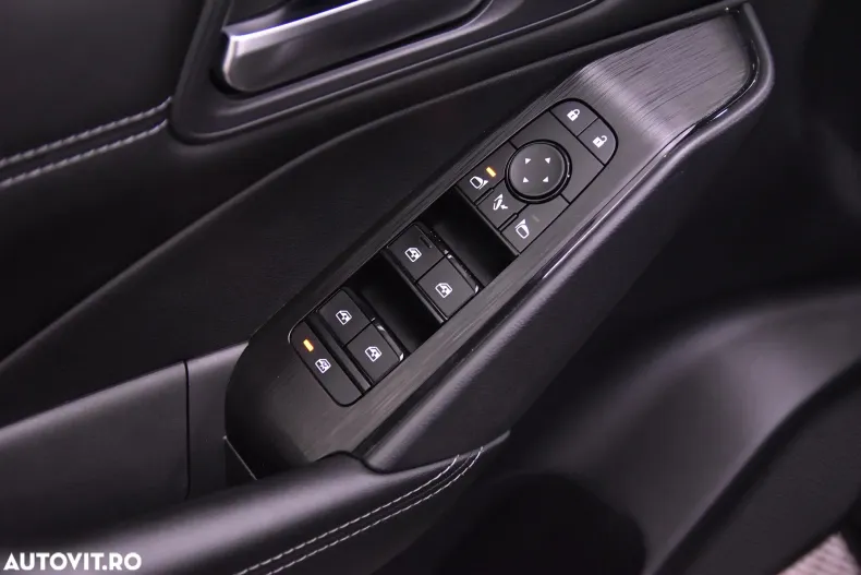 Nissan Qashqai din 2023 cu 13.562 km - oferta NIS184329 - foto 14