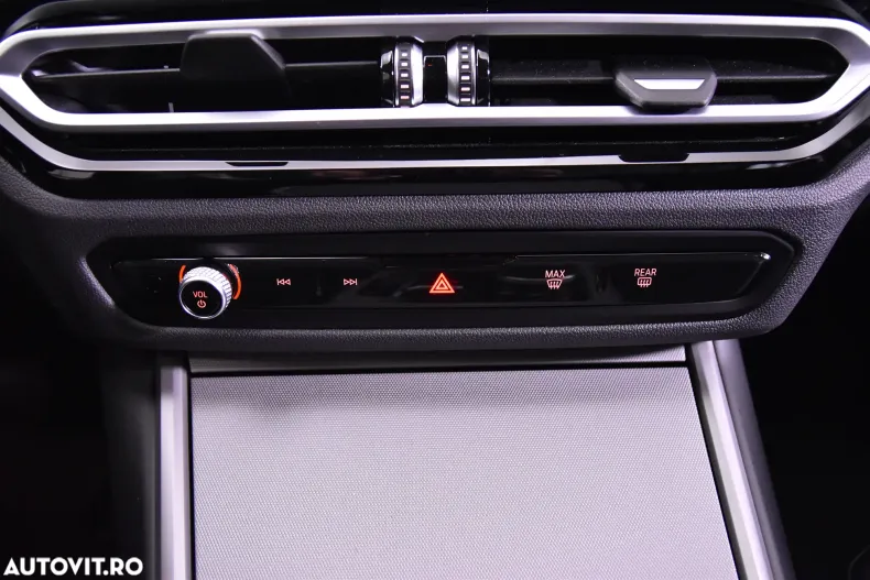 BMW Seria 3 din 2022 cu 55.290 km - oferta BMW184334 - foto 18
