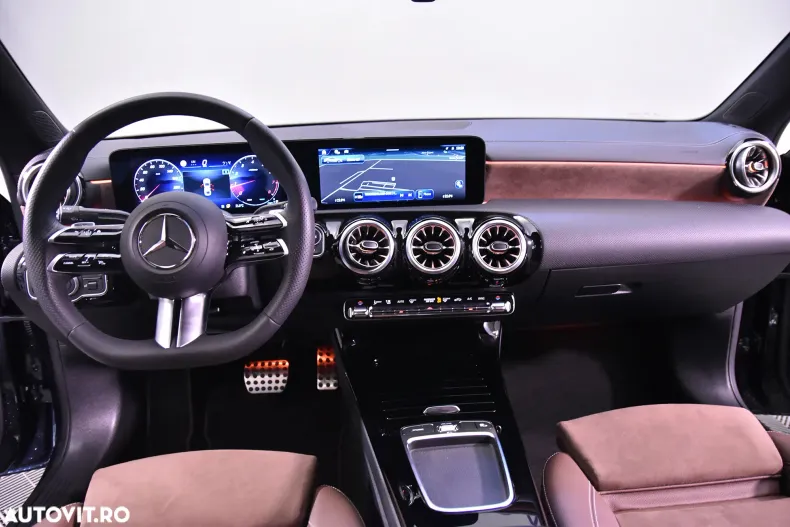 Mercedes-Benz CLA (Clasa CLA) din 2024 cu 39.882 km - oferta MER184337 - foto 10