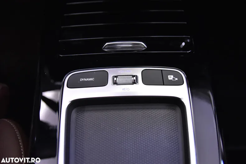 Mercedes-Benz CLA (Clasa CLA) din 2024 cu 39.882 km - oferta MER184337 - foto 18