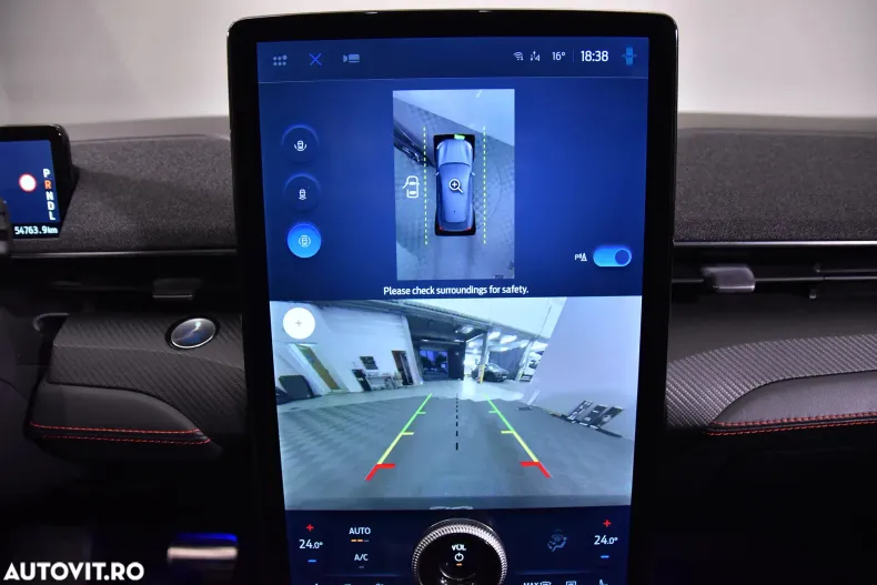 Ford Mustang Mach-E din 2021 cu 54.764 km - oferta FOR184356 - foto 23