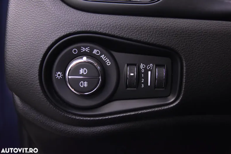 Jeep Renegade din 2022 cu 67.568 km - oferta JEE184360 - foto 15