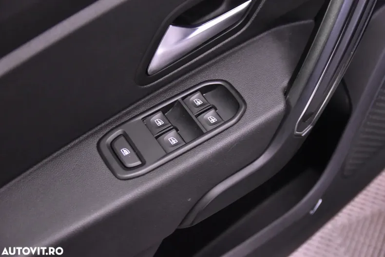 Dacia Duster din 2021 cu 100.233 km - oferta DAC184372 - foto 13