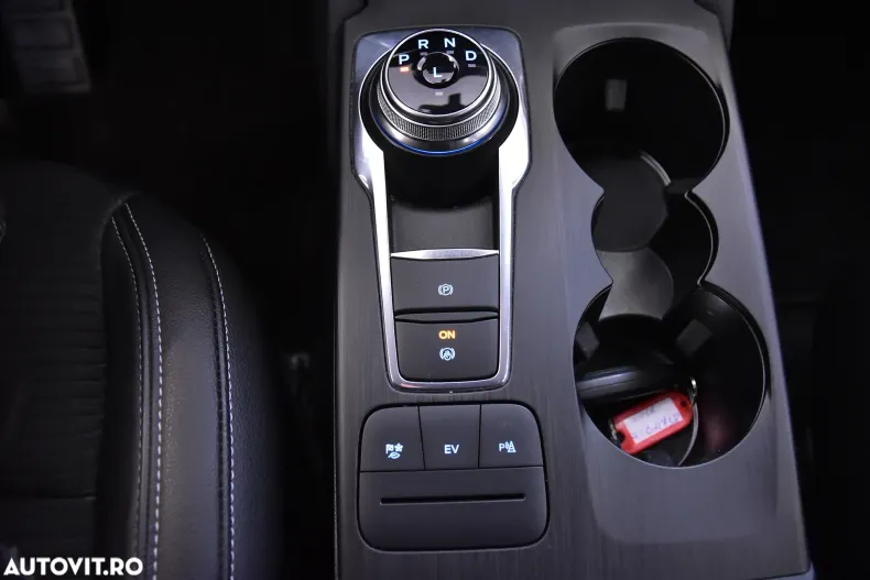 Ford Kuga din 2021 cu 87.658 km - oferta FOR184392 - foto 16